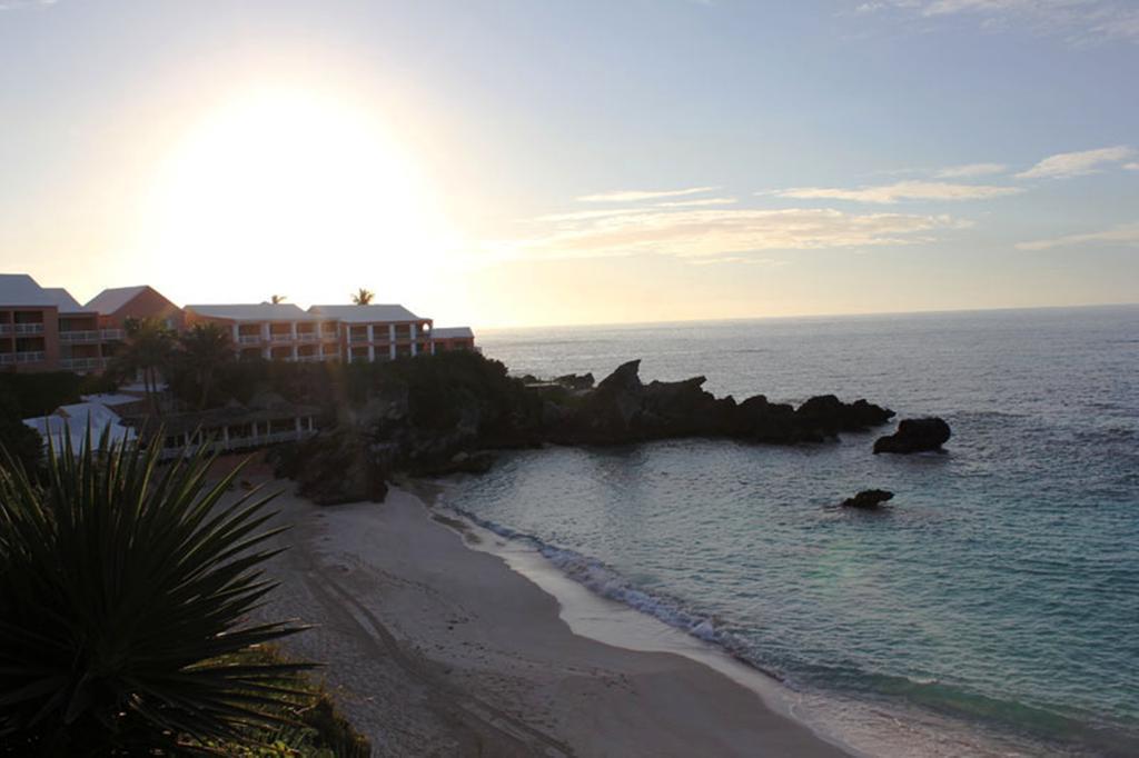 The Reefs Resort And Club Southampton Екстериор снимка